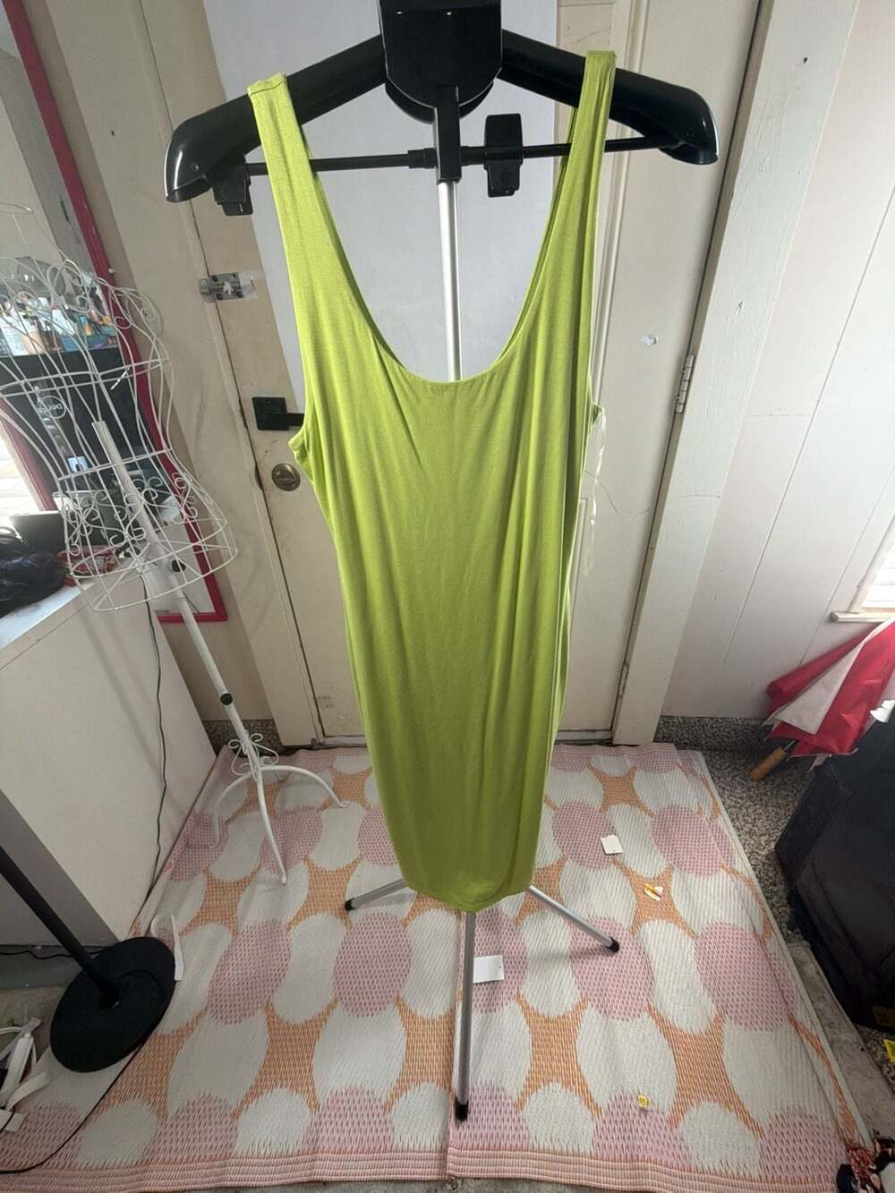 Bar III Lime Green Scoop Neck Stretchy Sleeveless Midi Bodycon Dress Size M